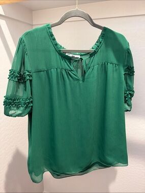 DR2 Emerald Green Ruffle Sleeve Peasant Blouse